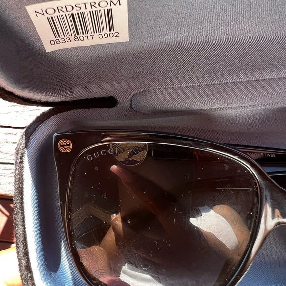 Authentic Gucci Shades - Picture 4 of 5